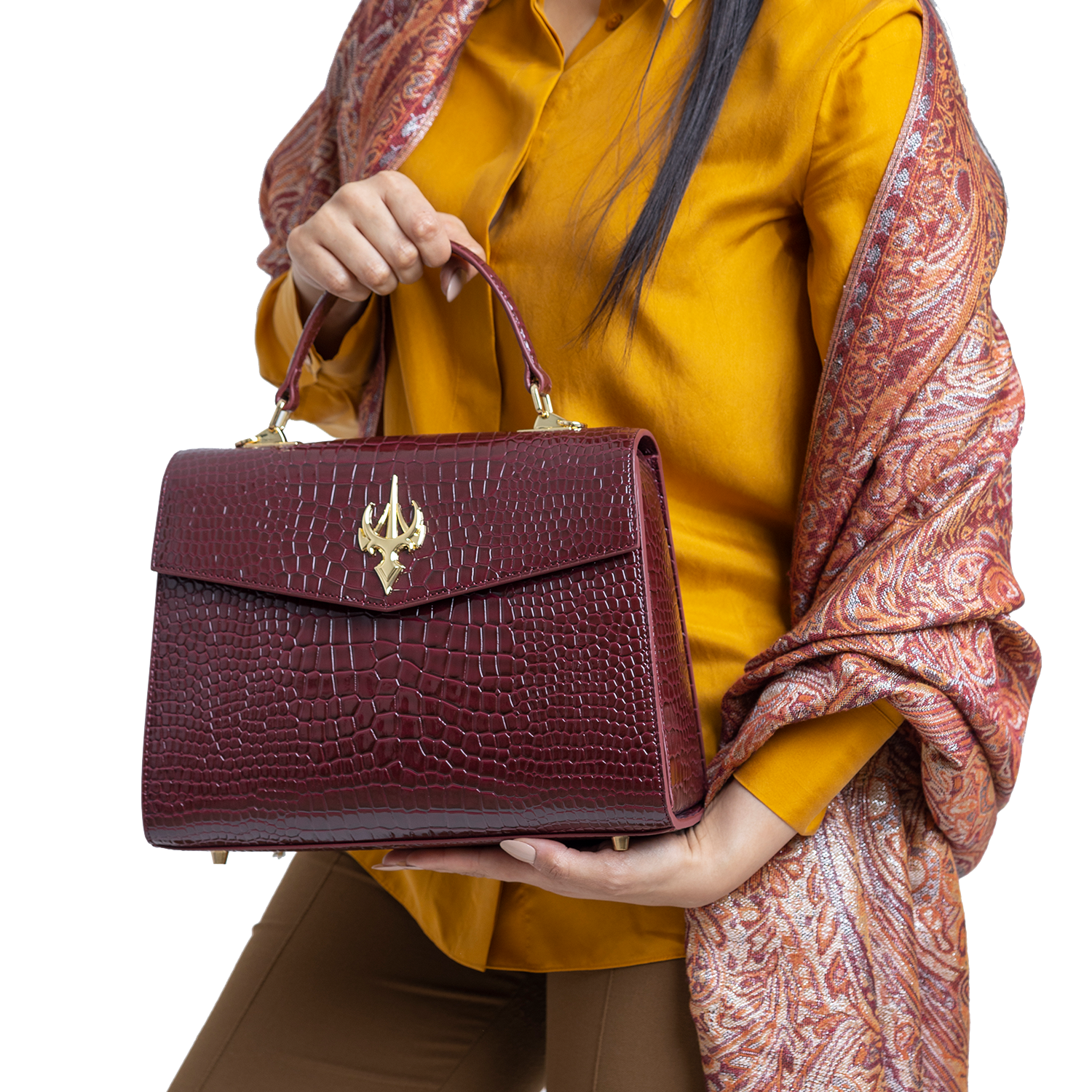 حقيبة كلاسيكية مستطيلة الشكل من الجلد بنقشة جلد التمساح باللون العنابي